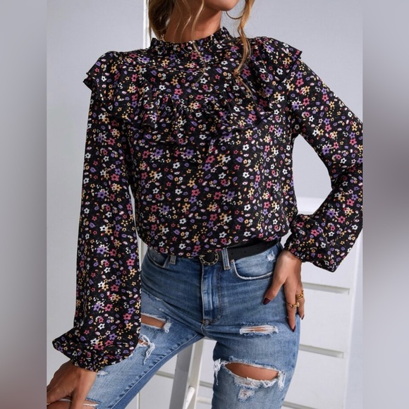 Black Floral Long Sleeve Ruffled Yoke Prairie Blouse size Large - Picture 3 of 9
